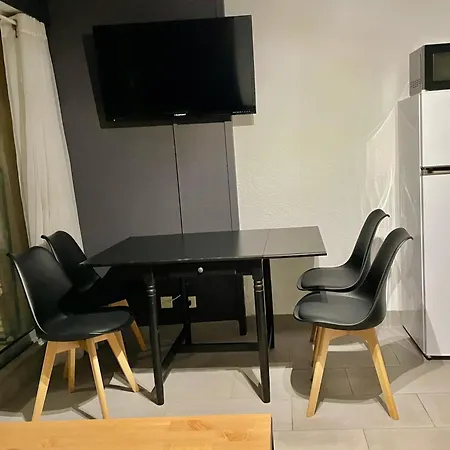Avec Piscine Proche Agde