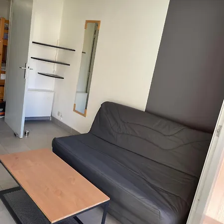 Appartement Avec Piscine Proche *